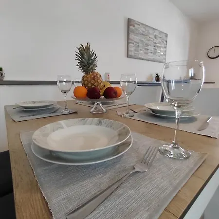 דירה Aristotelis House