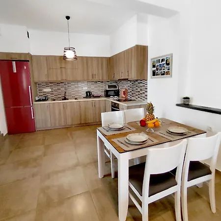 Aristotelis House * Kouses